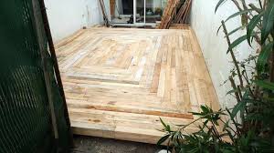 Build A Deck With Pallets Easy Pallet