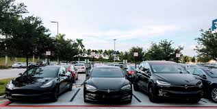 Is an american electric vehicle and clean energy company based in palo alto, california. 26 Fakta Menarik Tentang Mobil Tesla Yang Belum Banyak Diketahui Banyak Orang Lks Otomotif