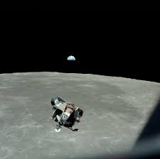 Si une personnalité aborde un sujet grave, la majorité des commentaires portera beaucoup, finalement reste sur le doigt. 21 Juillet 1969 L Homme Decroche La Lune