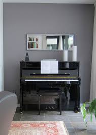 mirror above piano traditional