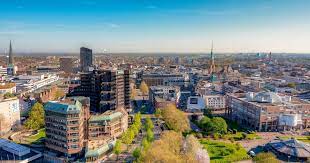 It is in the middle part of the state and is considered to be the administrative, commercial and cultural centre of the ruhr area with some 5.21 million inhabitants. Dortmund De Startseite