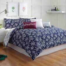 16 navy blue bedroom design and decor