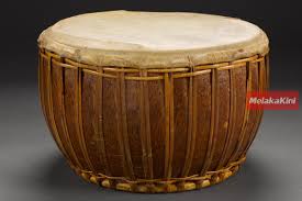 Meskipun terlihat sama, namun jenis alat musik rebana sendiri cukup banyak. Kenali Alat Muzik Tradisi Warisan Melakakini