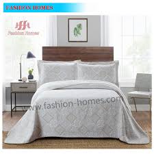 3 Pieces 100 Polyester Jacquard Quilt