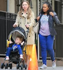 Chelsea clinton mezvinsky (* 27. Chelsea Clinton Takes Charlotte To First Day Of Preschool Express Digest