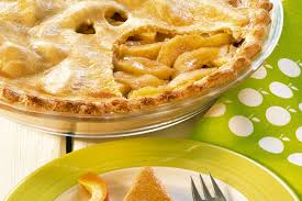 A breadlike cake containing apple , nuts , and sugar, originating in germany | meaning, pronunciation, translations and examples American Apple Pie Rezept Kuchengotter