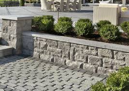 How Retaining Walls Create Definition