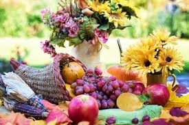 It's not necessary that only exotic flowers are used to this type of flower arrangement has the brightest and tallest flowers in the center. Popular Plants For Thanksgiving Plant Addicts