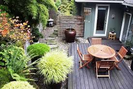 how to decorate a small garden alices