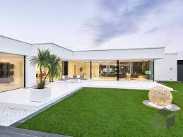 Sie interessieren sich für ein modernes fertighaus mit flachdach? Einfamilienhaus Bungalow Flachdach 170 Von Luxhaus Fertighaus De