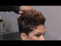 short hairstyles for curly fine hair