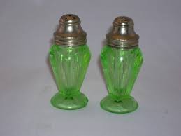 Depression Glass Art Deco Shakers Old