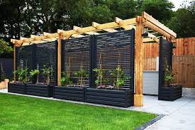 Timbers Planter With Fence Slated