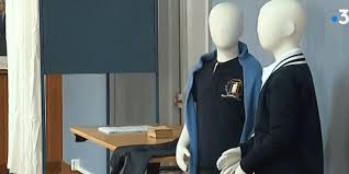 RÃ©sultat de recherche d'images pour "uniforme scolaire a Provins"