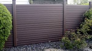 brown plastic fencing panels