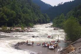 Over 20 class iii and iv rapids White Water Rafting White Water Rafting Rafting Places To Go