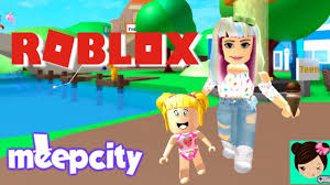 Similar to most city and town games on roblox, city life is a fun social virtual world game where you can play out your role as a pet, a teen, a parent. Jugando Con La Bebe En Meep City Ninera En Roblox Titi Juegos Youtube