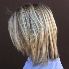 Women with straight hair will look the best along with this hairstyle. 20 Chic Long Choppy Bob Hairstyles Haircuts Hairstyles Mediumhair Messy Wavyhair Hair Styles Choppy Bob Hairstyles Choppy Hair