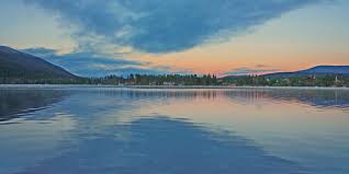 Grand lake is a small town that is located in the northwestern region of the rocky mountain state of colorado. Grand Lake Grand Lake Co Largest Natural Body Of Water