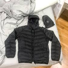 Uniqlo Men Ultra Light Down Seamless Parka Winter Jacket Men S Fashion Clothes Tops On Carousell