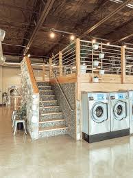 eugene or 97402 clean laundromat