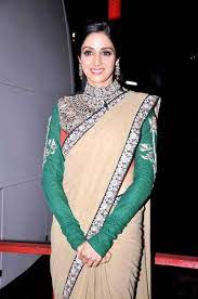 A long sleeve blouse is often worn with a designer saree but people shy away from teaming it up with a kanjeevaram. Ø¹Ø¨Ø± Ø§Ù†ÙØµØ§Ù„ Ø§Ù„ØªØµÙˆÙŠØª Saree Blouse Styles Long Sleeves Psidiagnosticins Com