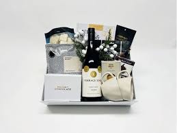 gift baskets and hers delivered in nz