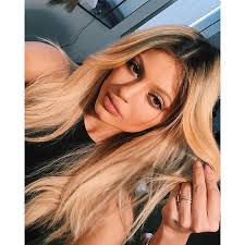 Platinum color just like on rings you wear will have the similar shade on hair and can be made darker or lighter to mtach preference and skin tone. Kylie Jenner With Blonde Hair 2015 Popsugar Beauty