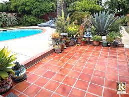 outdoor terracotta tiles modern trends