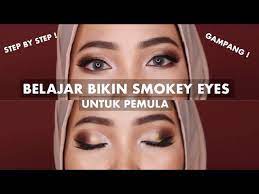 tutorial eyeshadow smokey eyes untuk