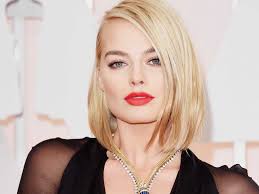 Beautiful Hollywood Blonde Margot Robbie Overwhelmed Critics With.