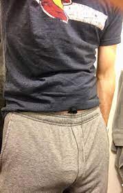grey sweatpants bulge. : rBulges