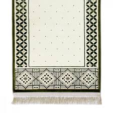 the traditional hijaz carpet is white