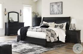 Chylanta Black Sleigh Bedroom Set From