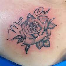 Art & Beauty - Tattoo Tatouage d'une rose sur la poitrine... | Facebook