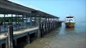 The operation hours of the ferry begin at 7.00am until 7.00pm. Kuala Kedah Jetty Eagle Square Langkawi 2017 Youtube