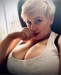 short hair makes her tits look big : r/biggerthanherhead