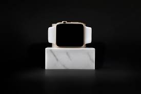 Connect your apple watch to dock in its horizontal orientation, and your device will automatically go into nightstand mode. Native Union Marble Collection Minimalissimo