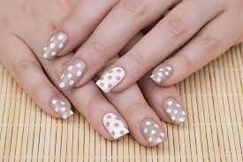 11 must try polka dot nail art designs