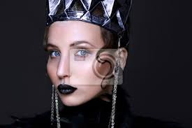 evil queen black lips halloween