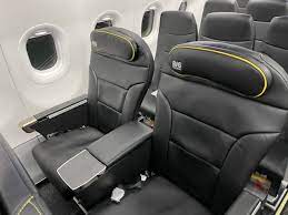 review spirit airlines big front seat
