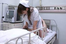 若い看護婦に勃起した下半身を見せつけた結果ｗｗｗ ナースのエロ画像100枚 | エロ画像jp