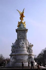 The victoria memorial, one of the top historical places in kolkata, is the brainchild of lord curzon, a viceroy of india. Queen Victoria Memorial Fountain Buckingham Palace London England Victoria Memorial Buckingham Palace London London