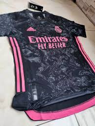 Real madrid is also people's favorite team and it is basically originated in spain and operating since 1902. Player Issue Heat Rdy Jersey Bola Real Madrid 3rd Third 2020 2021 Hq Lazada Indonesia