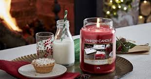 Pers Snap Up Festive Yankee Candles
