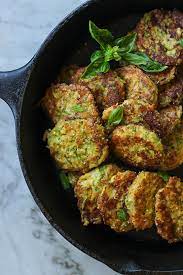 Courgette Halloumi Mint Fritters gambar png