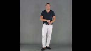 how to wear white jeans for men the