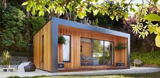 lean to shed with clear roof garden