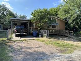 houses in granbury tx