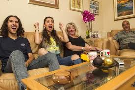Who are gogglebox brother and sister. Gogglebox 2021 Everything You Need To Know About The Cast And Families Entertainment Heat